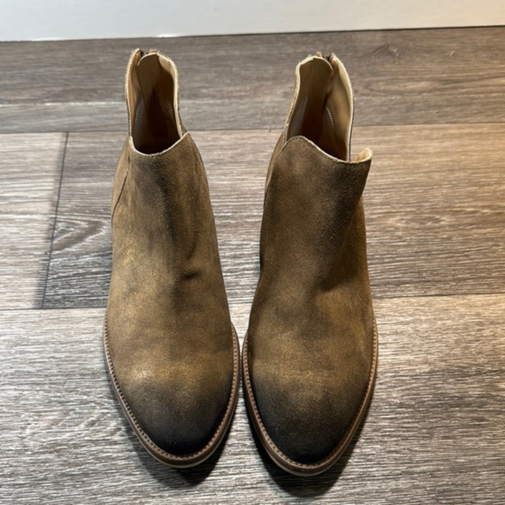 Van Eli Suede Ankle Boots woman’s 9.5